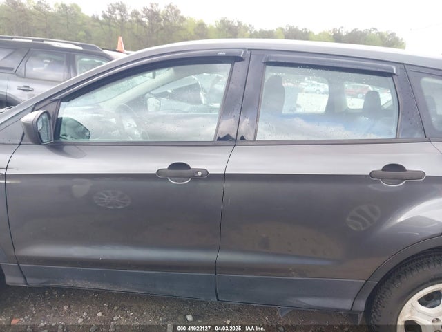 1FMCU0F77HUA45457 Ford ESCAPE S