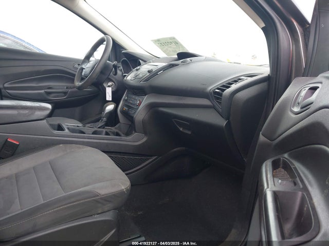 1FMCU0F77HUA45457 Ford ESCAPE S