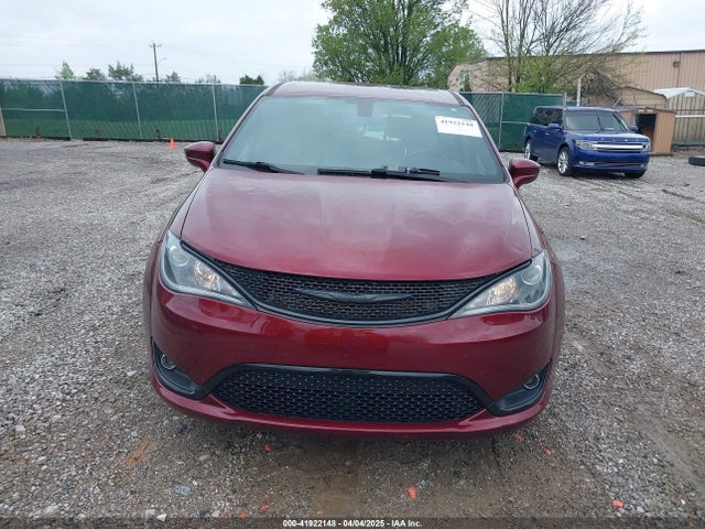 2C4RC1FG2LR126671 Chrysler Pacifica Touring