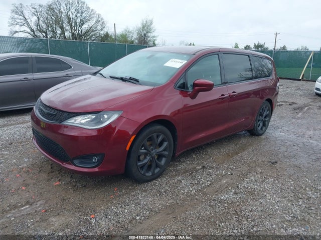 2C4RC1FG2LR126671 Chrysler Pacifica Touring