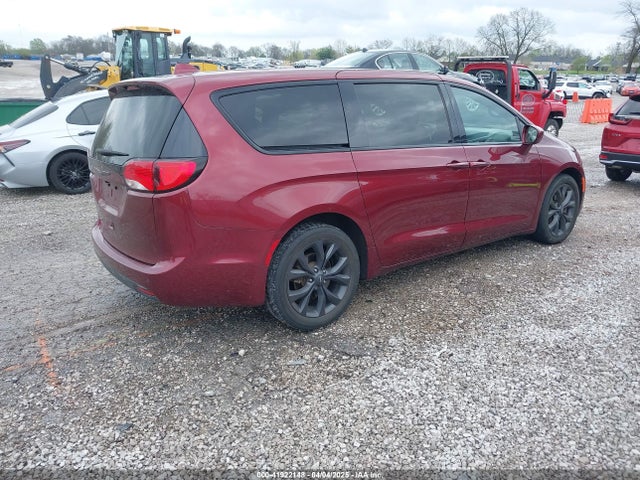 2C4RC1FG2LR126671 Chrysler Pacifica Touring