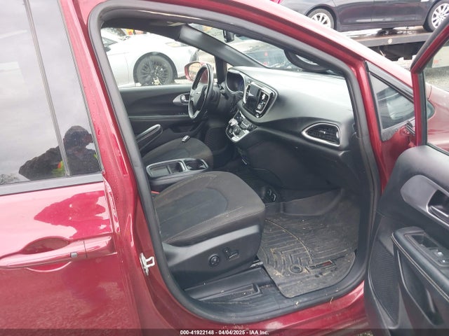 2C4RC1FG2LR126671 Chrysler Pacifica Touring