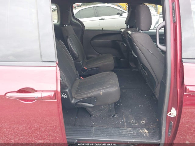 2C4RC1FG2LR126671 Chrysler Pacifica Touring