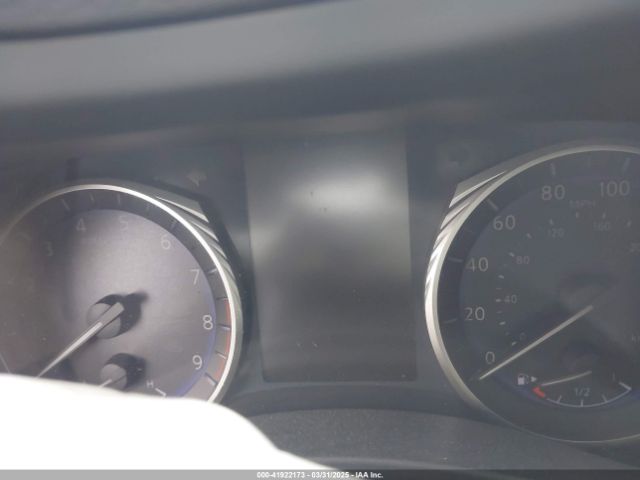JN1BV7AP8EM674625 Infiniti Q50 Premium