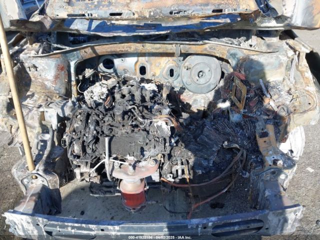 5XYPG4A51HG239039 KIA Sorento 3.3l Lx