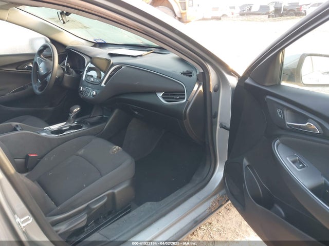 1G1ZD5ST7RF116055 Chevrolet Malibu Fwd 1lt