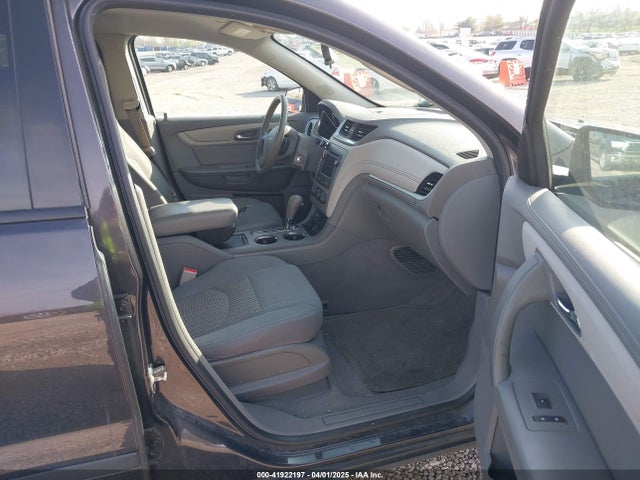 1GNKRFED0GJ304678 Chevrolet Traverse Ls