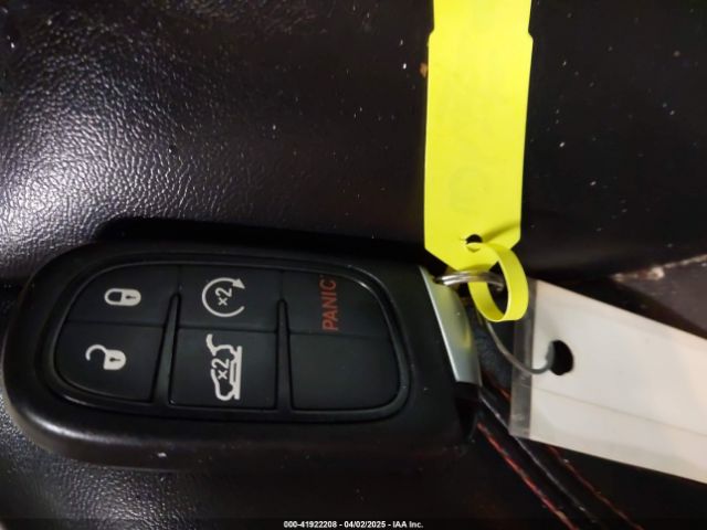 1C4PJMBX2KD196385 Jeep Cherokee Trailhawk