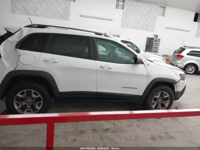 1C4PJMBX2KD196385 Jeep Cherokee Trailhawk