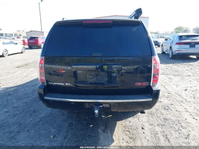 1GKS1MEF4ER175918 GMC Yukon Xl 1500 Denali