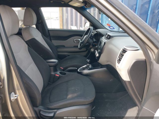 KNDJN2A25E7027937 KIA Soul