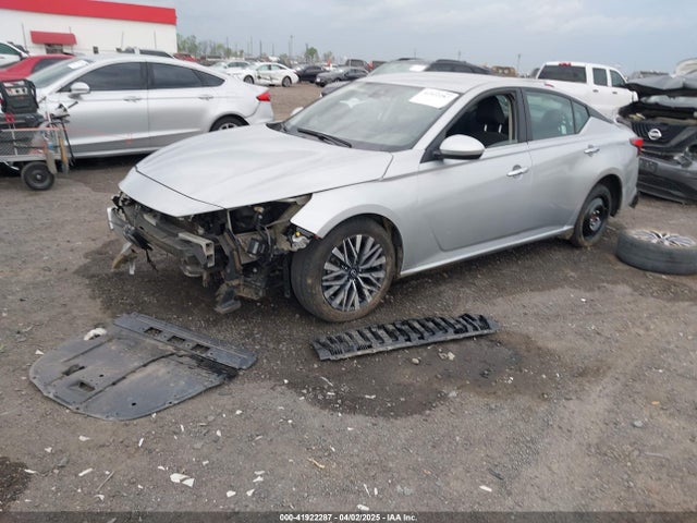 1N4BL4DV7PN338771 Nissan Altima Sv Fwd