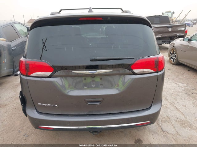 2C4RC1BG2JR116273 Chrysler Pacifica Touring L