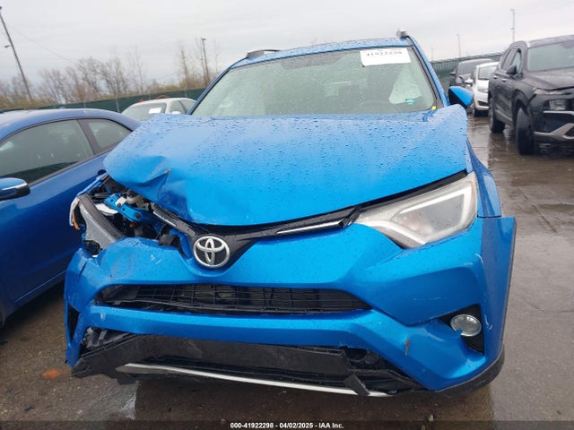 2T3RFREV5GW443670 Toyota Rav4 Xle