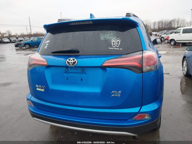 2T3RFREV5GW443670 Toyota Rav4 Xle