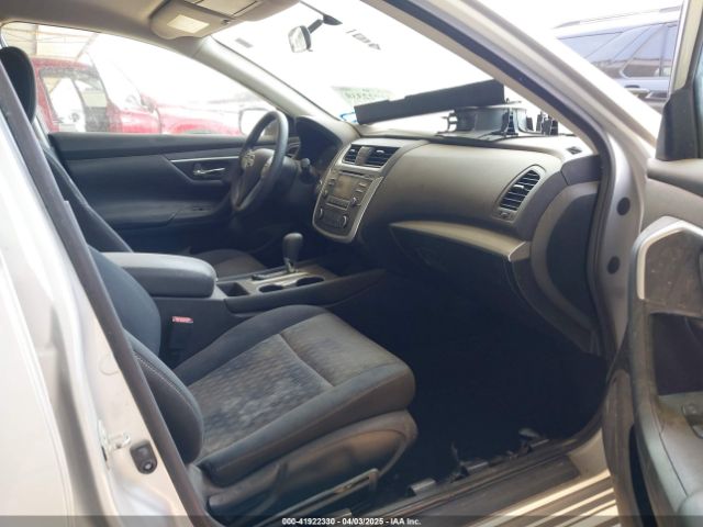 1N4AL3AP7HC264695 Nissan Altima 2.5 S