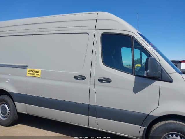 W1Y4KBHY9ST205086 Mercedes-Benz Sprinter 2500 Standard Roof 4-cyl Diesel