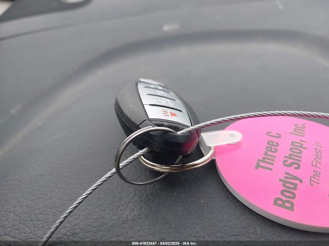 5N1AT2MV5HC892040 Nissan ROGUE SV