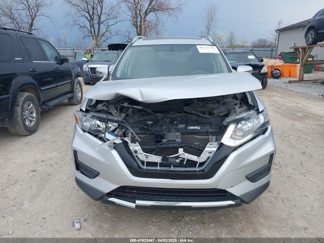 5N1AT2MV5HC892040 Nissan ROGUE SV