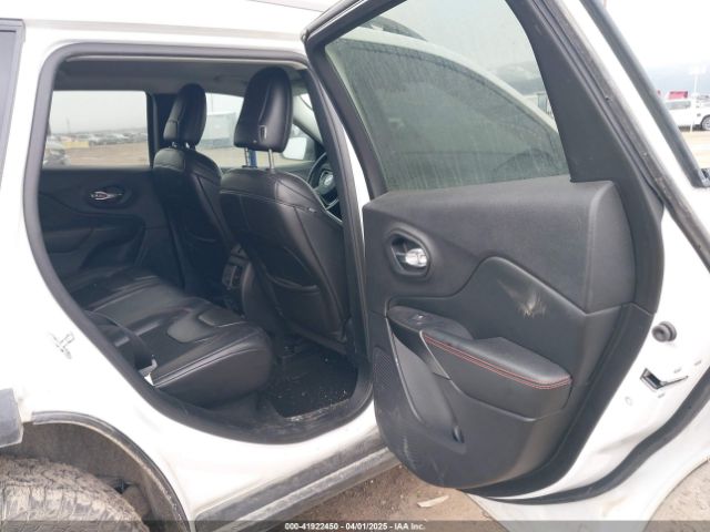1C4PJMBX1KD476881 Jeep Cherokee Trailhawk 4x4