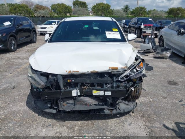 KMHH55LC1JU071429 Hyundai Elantra Gt Sport