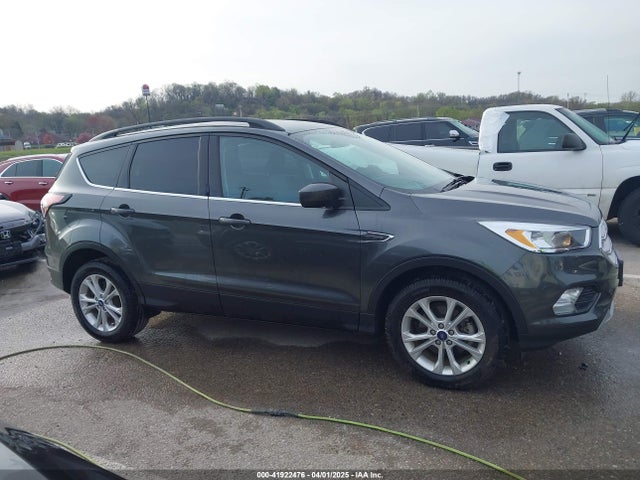 1FMCU0GD3JUD04567 Ford ESCAPE SE