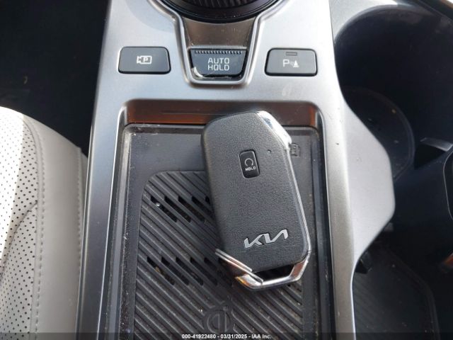 KNDC34LA8N5047206 KIA Ev6 Wind