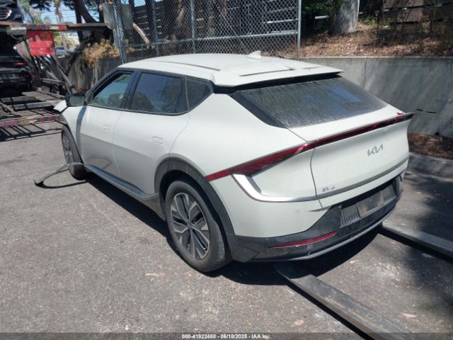 KNDC34LA8N5047206 KIA Ev6 Wind