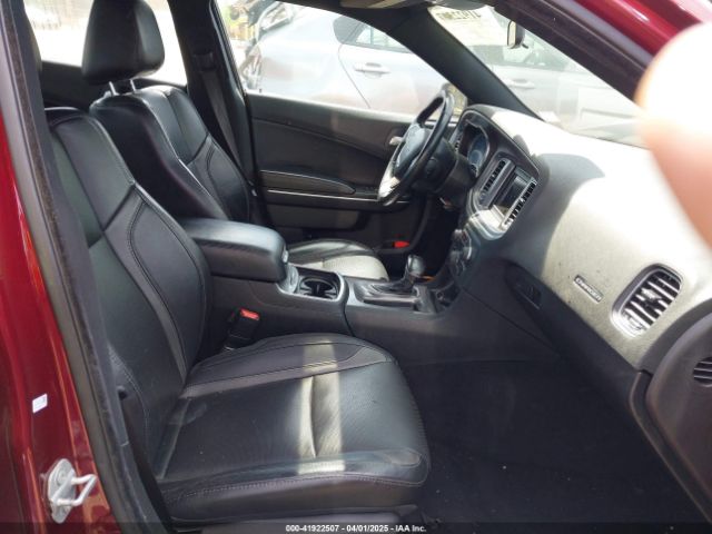 2C3CDXBG1KH698786 Dodge Charger Sxt Rwd