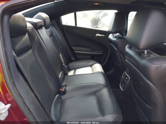 2C3CDXBG1KH698786 Dodge Charger Sxt Rwd