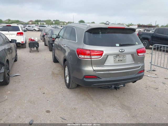 5XYPG4A37GG020227 KIA Sorento 2.4l Lx