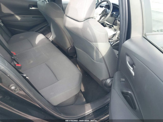 Toyota Corolla Hybrid Le 2021 JTDEAMDE3MJ025426 Image 8