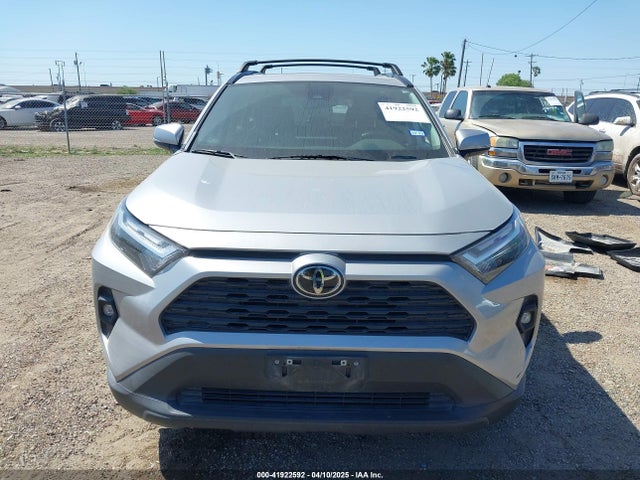 2T3C1RFV1NW231686 Toyota Rav4 Xle Premium