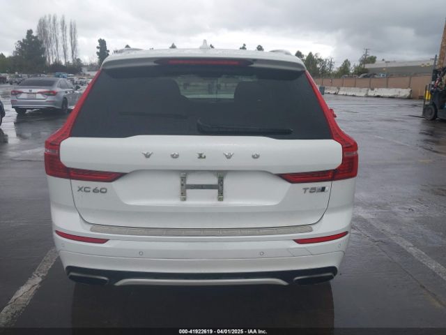 LYV102RMXKB327226 Volvo Xc60 T5 R-design