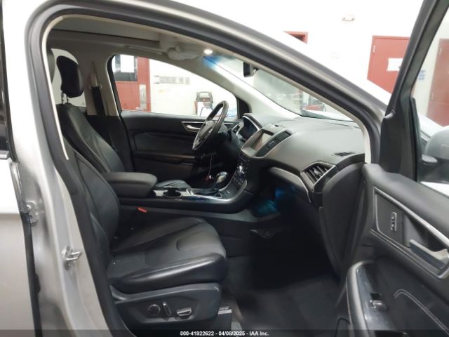 2FMPK4K9XJBB19827 Ford Edge Titanium