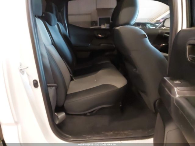 5TFCZ5AN1MX268370 Toyota Tacoma Trd Off-road