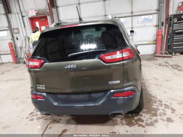1C4PJMCSXFW617492 Jeep Cherokee Latitude