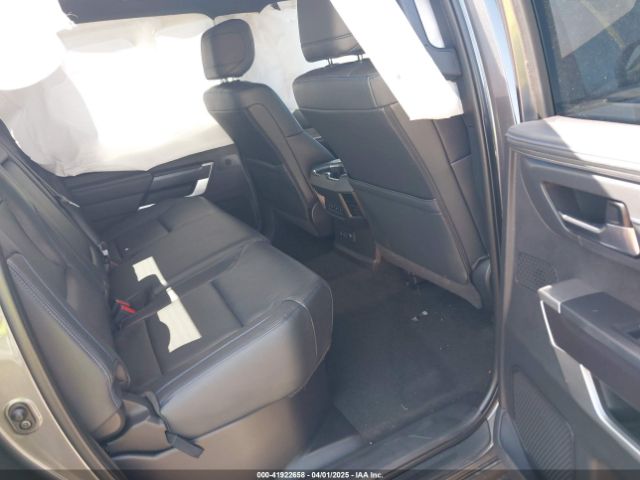 5TFNA5DB3NX023458 Toyota Tundra Platinum