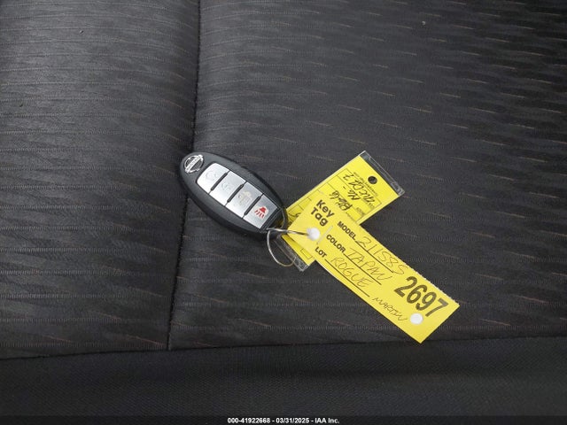 KNMAT2MV9HP504336 Nissan ROGUE SV