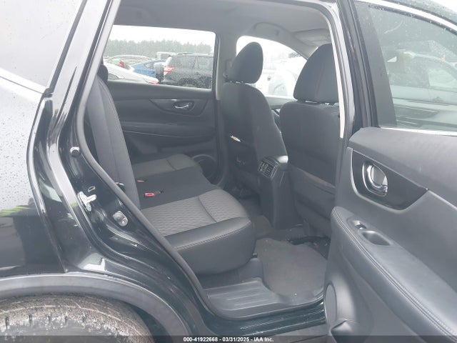 KNMAT2MV9HP504336 Nissan ROGUE SV