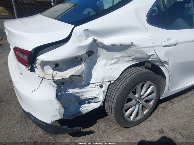 4T1B11HK7KU689737 Toyota CAMRY LE