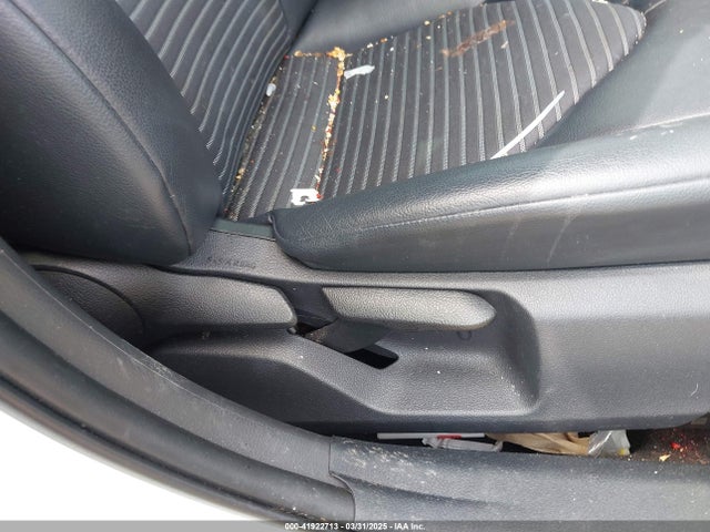 4T1G11AK5LU875780 Toyota CAMRY SE