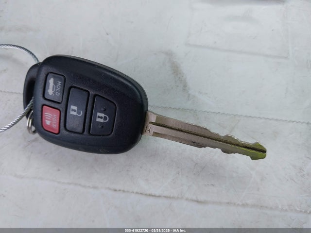 Toyota COROLLA SE 2017 5YFBURHE4HP589590 Image 11