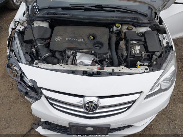 W04WT3N54GG096203 Buick Cascada Premium