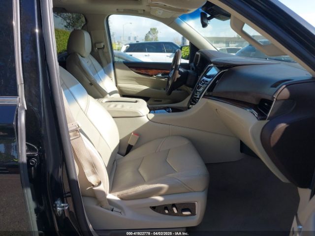 1GYS3CKJ5FR237749 Cadillac Escalade Premium