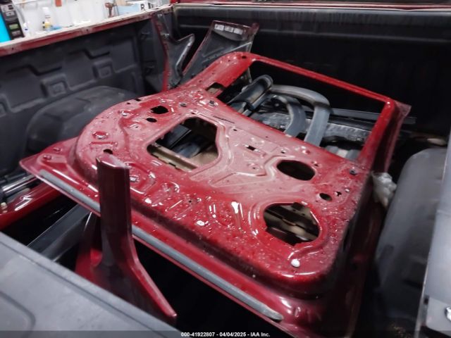 3GTUUDEL6NG601304 GMC Sierra 1500 4wd  Short Box Slt