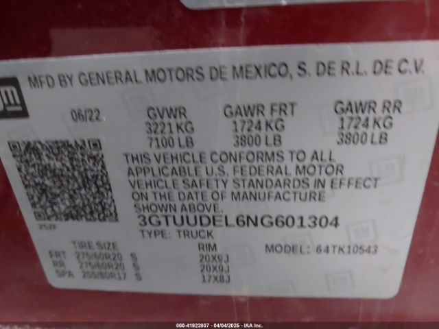 3GTUUDEL6NG601304 GMC Sierra 1500 4wd  Short Box Slt