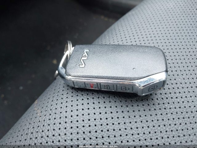 3KPF44AC3RE753556 KIA Forte Gt Manual