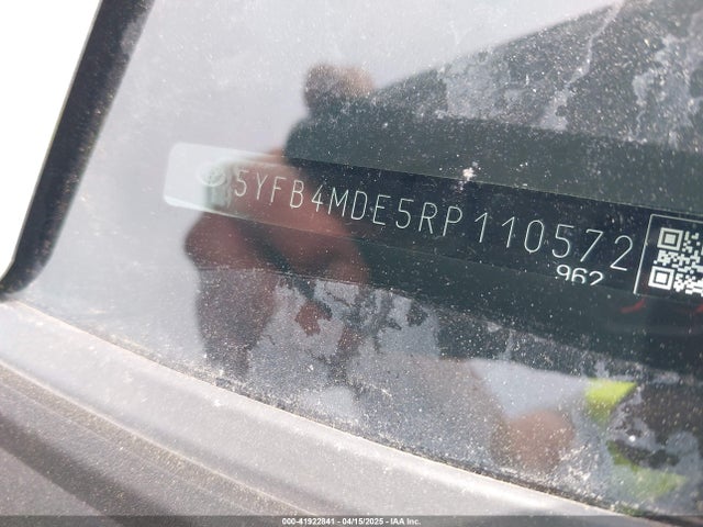 5YFB4MDE5RP110572 Toyota COROLLA LE