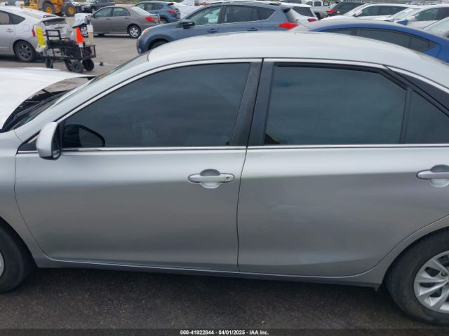 4T1BF1FK1HU803678 Toyota CAMRY LE